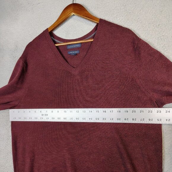 Banana Republic Sweater Men's XL Red 100% Extra Fine Merino Wool V-Neck Classic - Picture 10 of 11